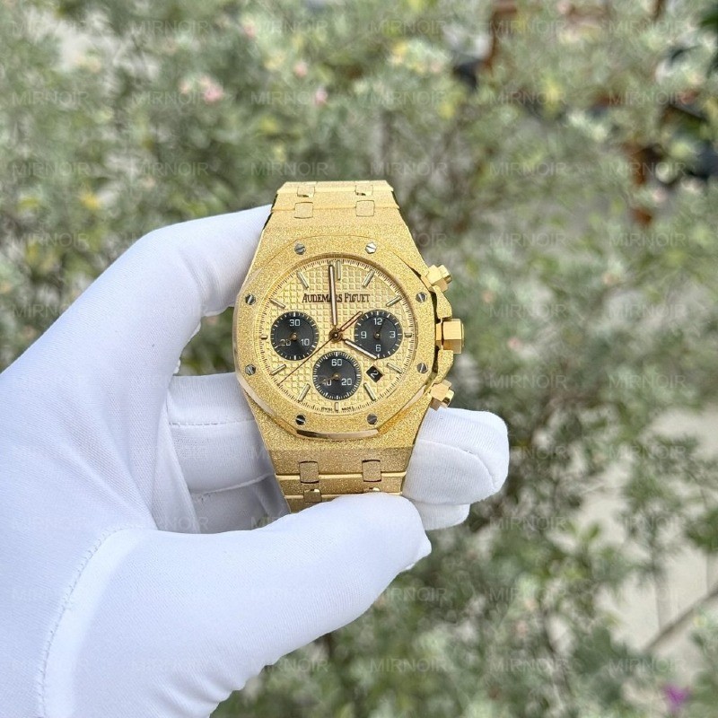 Dong-Ho-Audemars-Piguet-Royal-Oak-26331-Frosted-Gold-Replica-11-41mm-6-1024x1024.jpg
