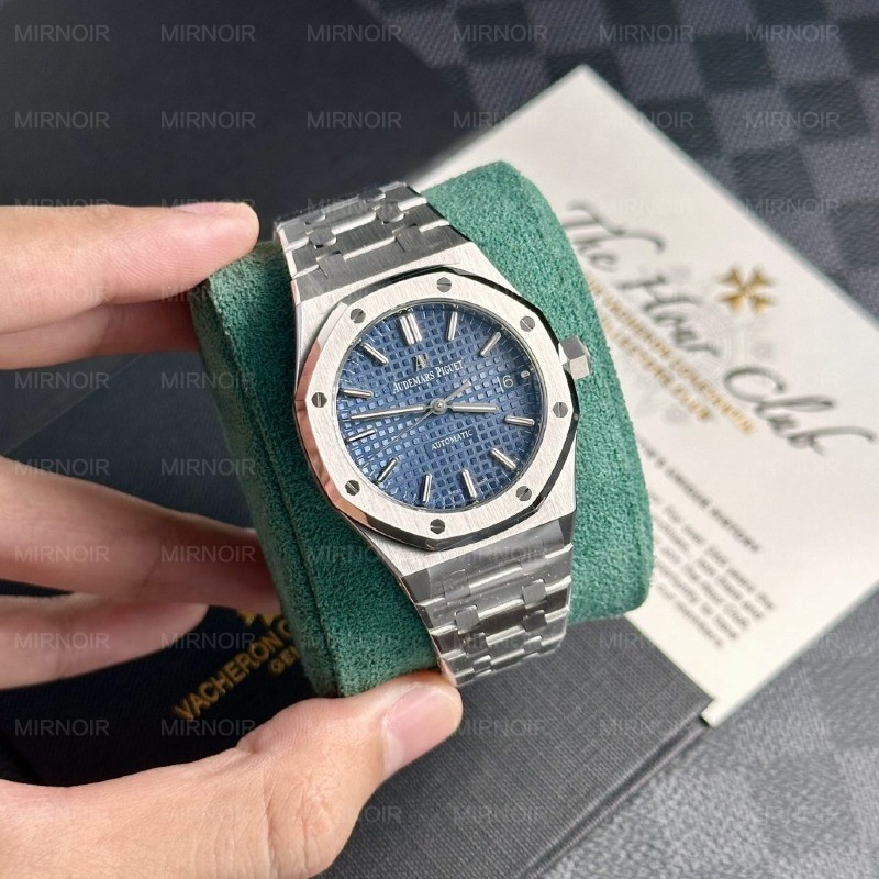 Dong-Ho-Audemars-Piguet-Royal-Oak-15450ST-Replica-Mat-Xanh-APS-37mm-2-1024x1024.jpg