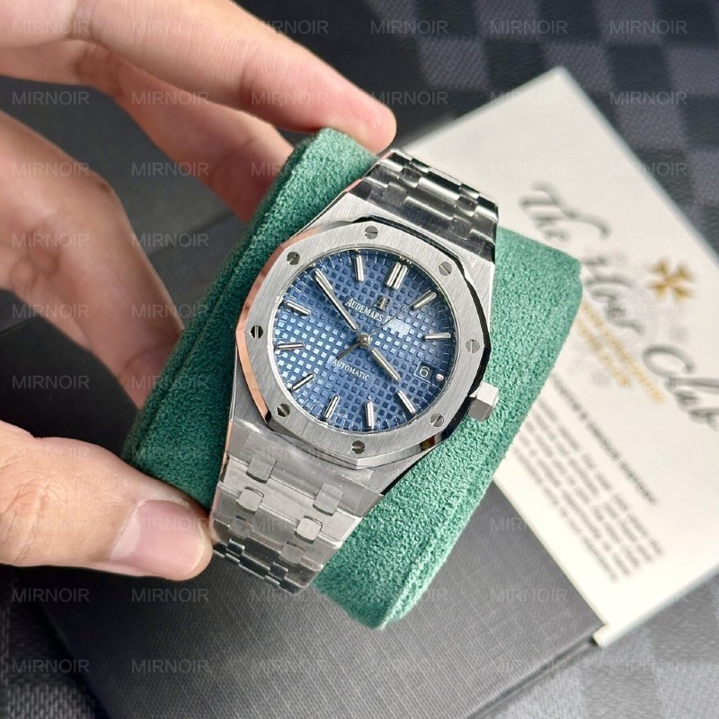 Dong-Ho-Audemars-Piguet-Royal-Oak-15450ST-Replica-Mat-Xanh-APS-37mm-3-1024x1024.jpg
