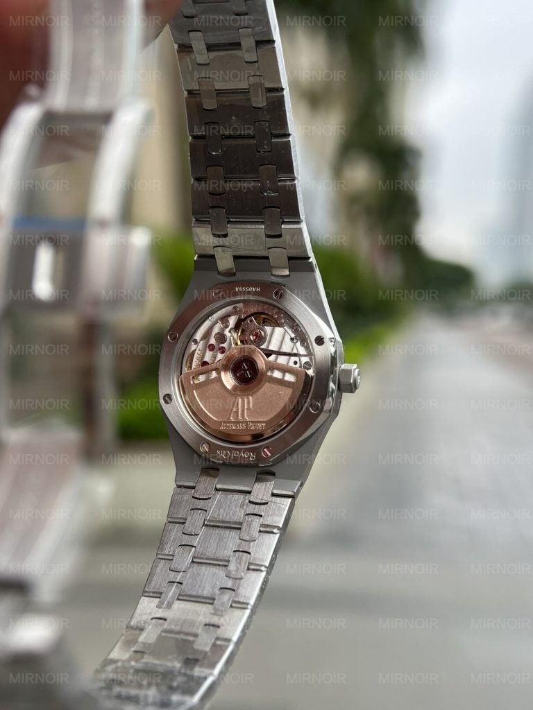Dong-Ho-Audemars-Piguet-Royal-Oak-Che-Tac-Day-Kim-Loai-Nu-34mm-6-768x1024.jpg