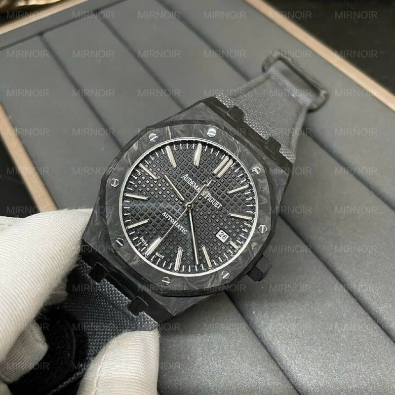 Dong-Ho-Audemars-Piguet-Royal-Oak-15400-Che-Tac-Carbon-Sieu-Nhe-41mm-4-1024x1024.jpg