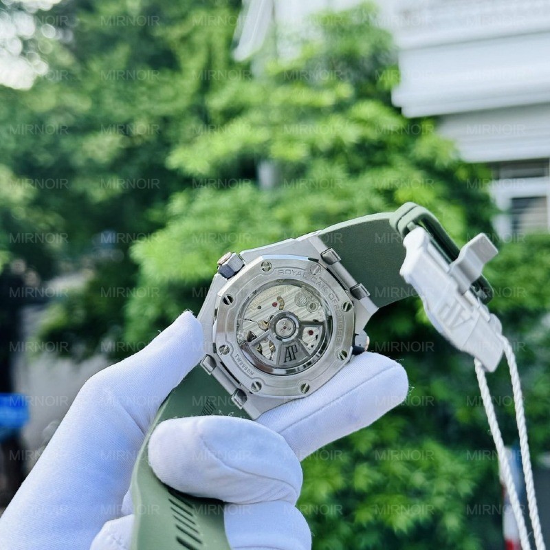 Dong-Ho-Audemars-Piguet-Royal-Oak-15720ST-Mau-Xanh-La-Fake-11-Nha-May-IP-42mm-5-1024x1024.jpg