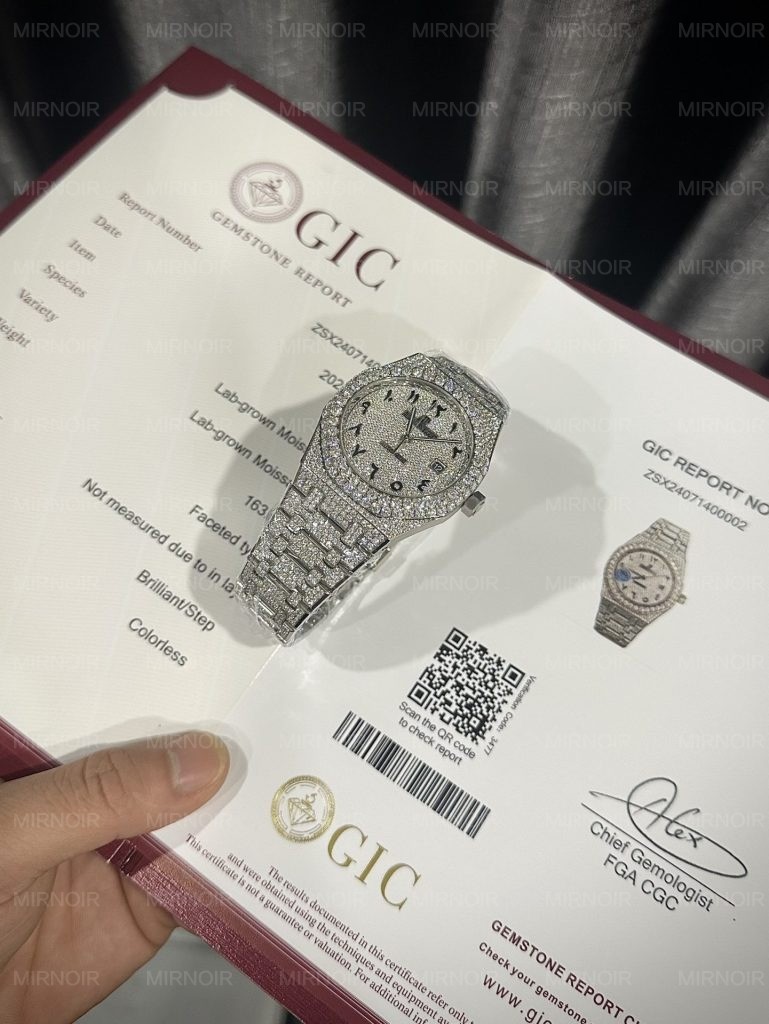 Dong-Ho-Audemars-Piguet-Che-Tac-Full-Kim-Cuong-Moissanite-Royal-Oak-Replica-41mm-1-769x1024.jpg