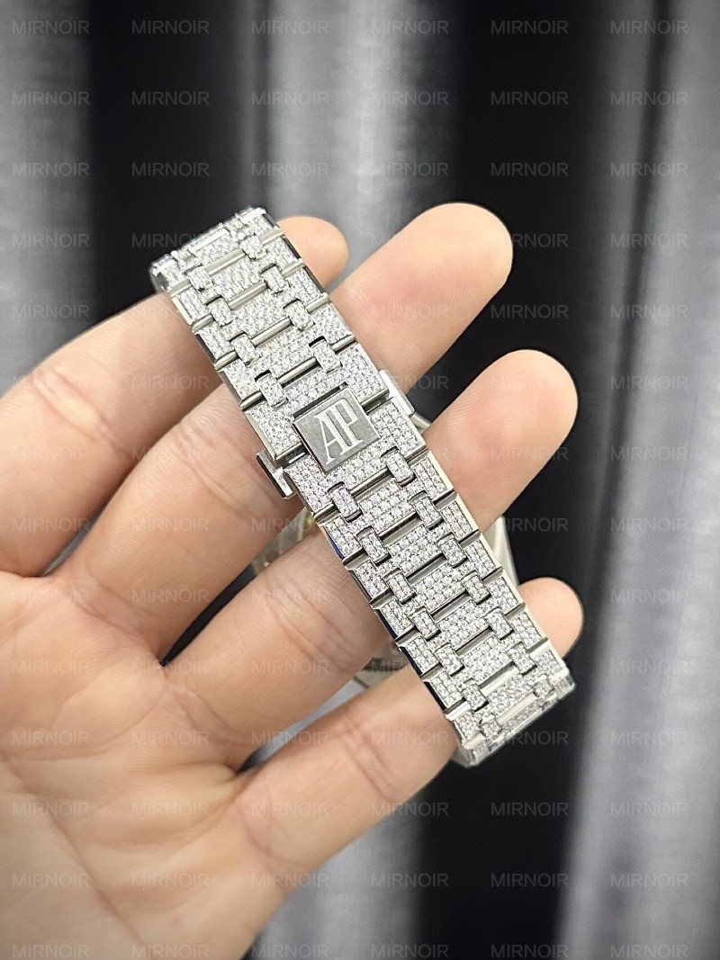 Dong-Ho-Audemars-Piguet-Che-Tac-Full-Kim-Cuong-Moissanite-Royal-Oak-Replica-41mm-2.jpg