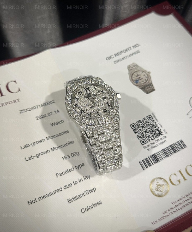 Dong-Ho-Audemars-Piguet-Che-Tac-Full-Kim-Cuong-Moissanite-Royal-Oak-Replica-41mm-6.jpg