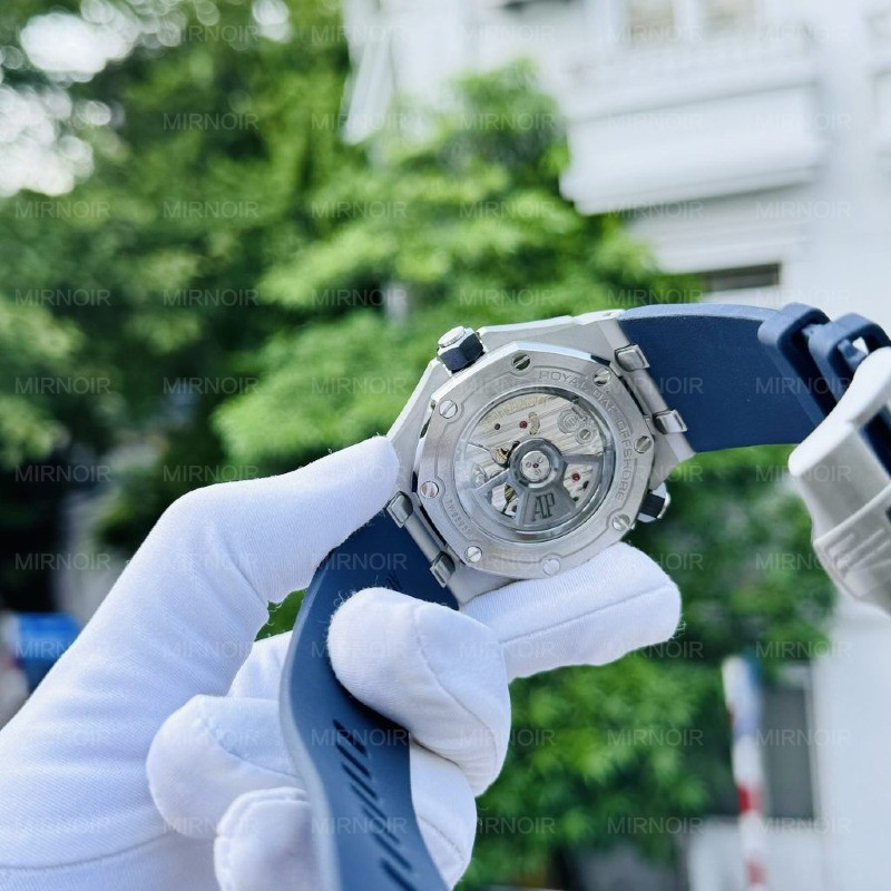 Dong-Ho-Audemars-Piguet-Rep-11-Royal-Oak-15720ST-Mau-Xanh-IP-Factory-41mm-5-1024x1024.jpg