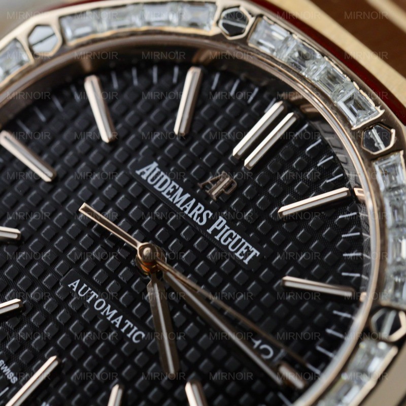 Dong-Ho-Audemars-Piguet-Royal-Oak-15400OR-Che-Tac-Moissanite-41mm-7.jpg