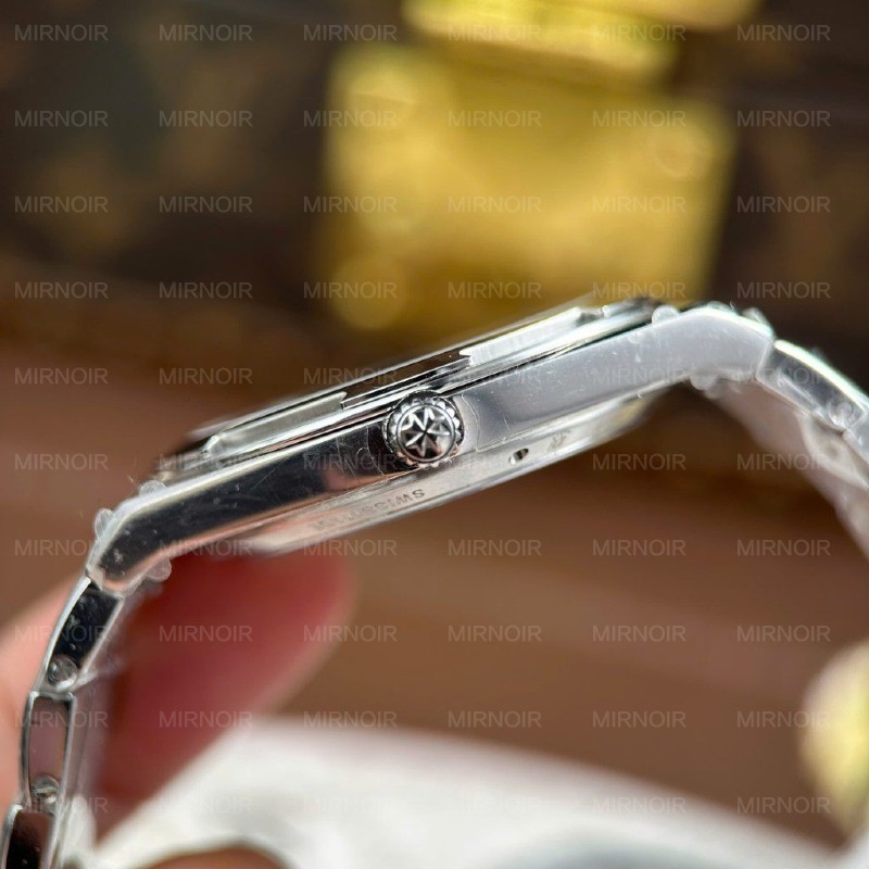 Dong-Ho-Vacheron-Constantin-Overseas-Ultra-Thin-2000V-Che-Tac-Mat-Trang-May-Co-Thuy-Sy-Xuong-8F-40mm-8-1024x1024.jpg