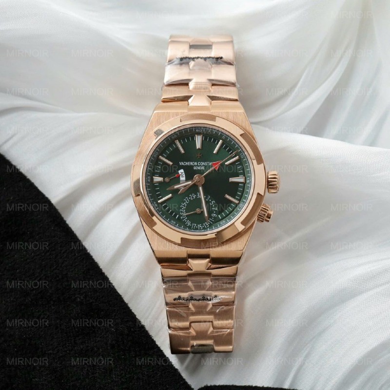 Dong-Ho-Vacheron-Constantin-Overseas-Dual-Time-7920V-Replica-11-Mat-Xanh-Green-41mm-1-1024x1024.jpg