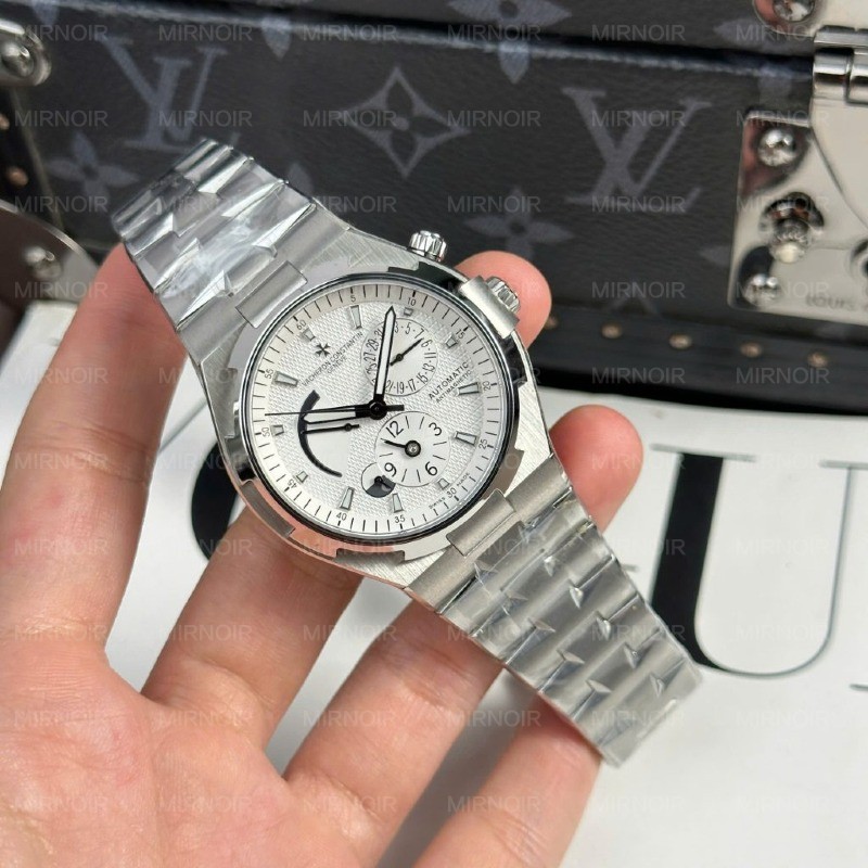 Dong-Ho-Vacheron-Constantin-Rep-Cao-Cap-Overseas-Dual-Time-47450-Mau-Trang-9F-42mm-9-1024x1024.jpg