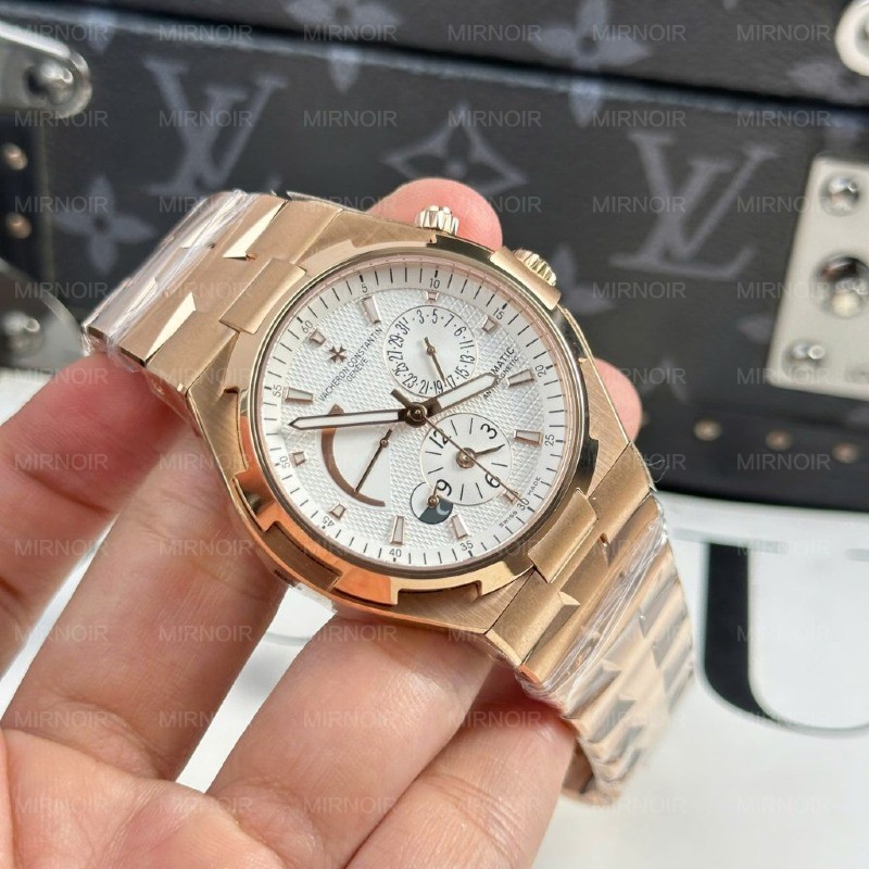 Dong-Ho-Vacheron-Constantin-Overseas-Dual-Time-47450-Che-Tac-Mat-Trang-9F-42mm-5-1024x1024.jpg