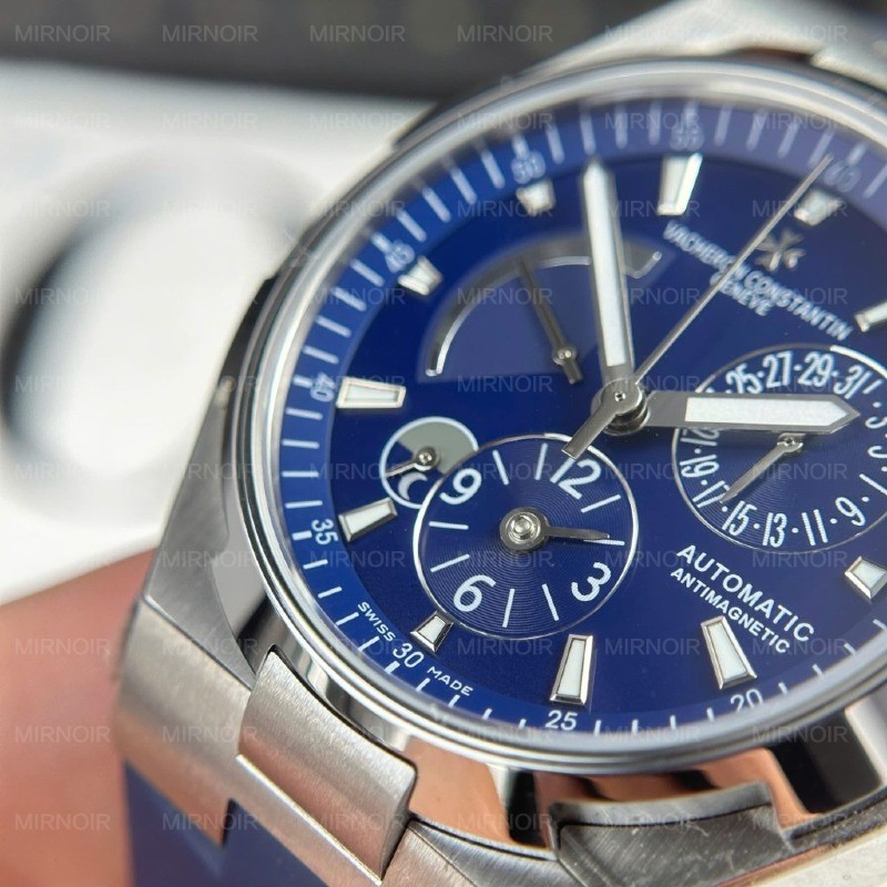 Dong-Ho-Vacheron-Constantin-Che-Tac-Overseas-Dual-Time-47450-Mau-Xanh-Duong-Xuong-9F-42mm-4-1024x1024.jpg