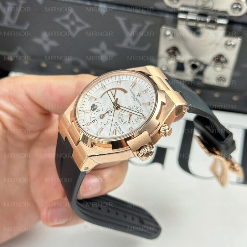 Dong-Ho-Vacheron-Constantin-Replica-11-Overseas-Dual-Time-47450-Ma-Vang-Hong-Xuong-9F-42mm-4-1024x1024.jpg