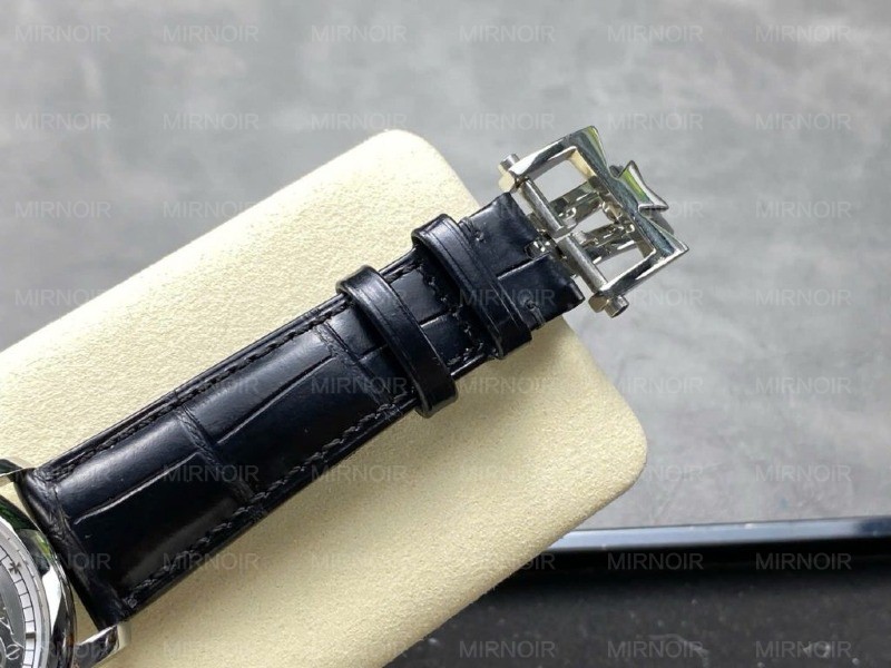 Dong-Ho-Vacheron-Constantin-Traditionnelle-43175-Che-Tac-Nam-41mm-3-1024x768.jpg