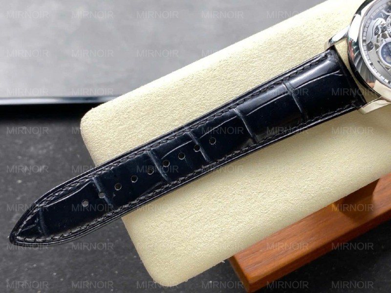 Dong-Ho-Vacheron-Constantin-Traditionnelle-43175-Che-Tac-Nam-41mm-4-1024x768.jpg