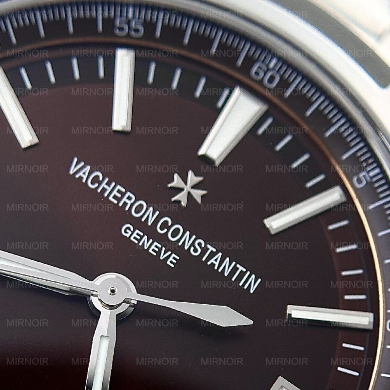 Dong-Ho-Vacheron-Constantin-Overseas-4500V-Rep-11-1024x1024.jpg