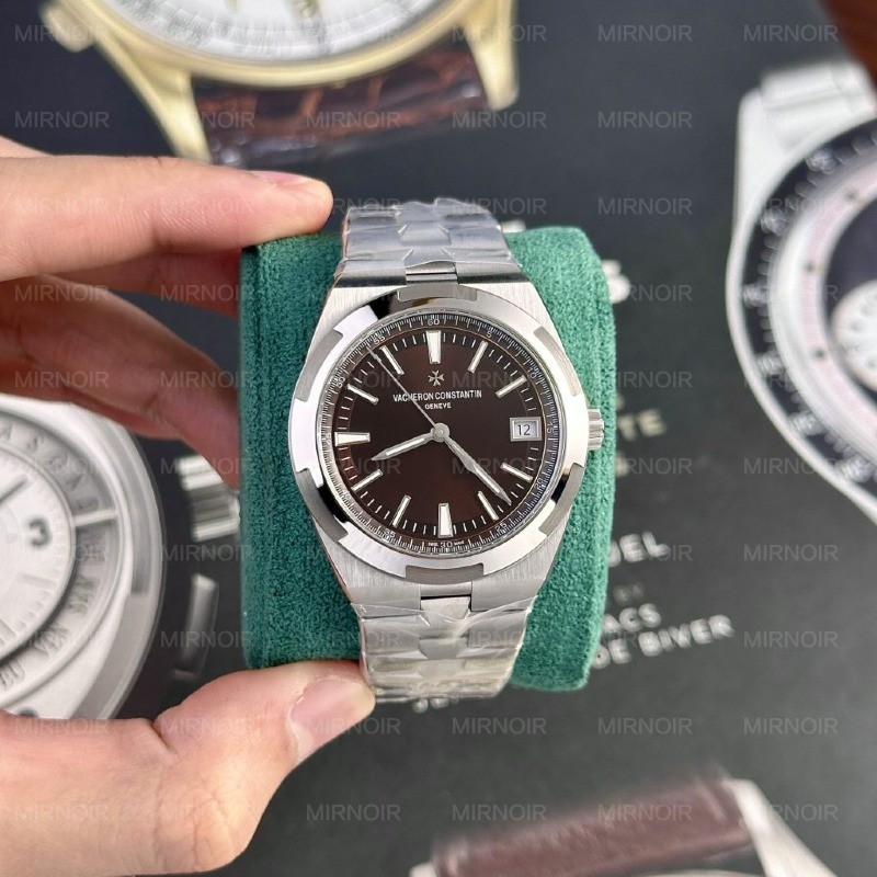 Dong-Ho-Vacheron-Constantin-Overseas-4500V-Rep-11-Mat-Nau-PPF-41mm-2-1024x1024.jpg