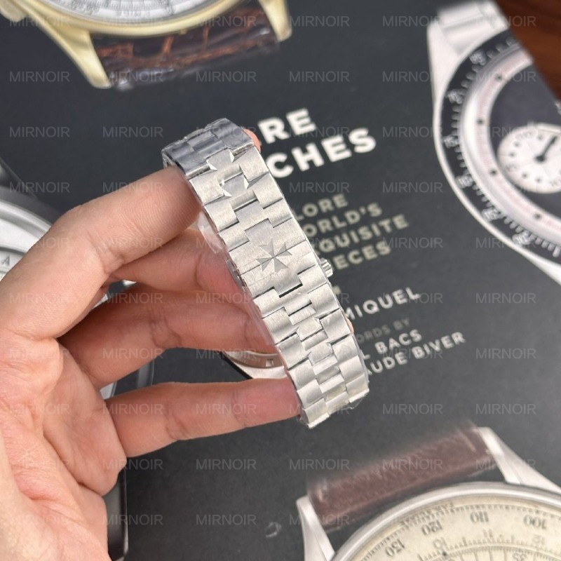 Dong-ho-Vacheron-Constantin-Replica-cao-cap-2-1024x1024.jpg