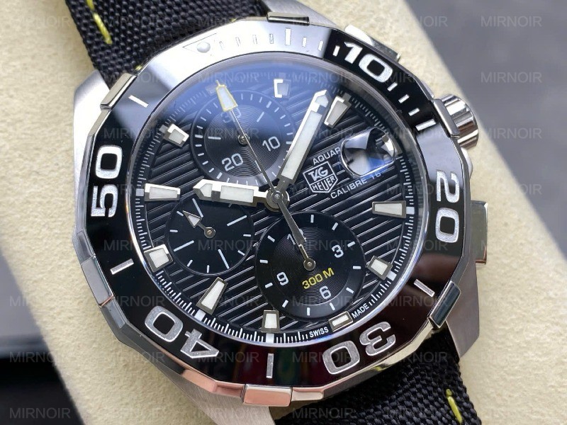 Dong-Ho-TAG-Heuer-Rep-Cao-Cap-Aquaracer-Day-Da-Mau-Den-43mm-9.jpg