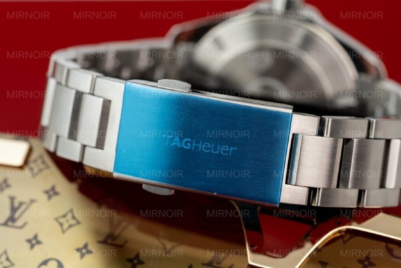 Dong-Ho-Tag-Heuer-Aquaracer-Fake-Cao-Cap-Nieng-Gom-Pepsi-43mm-3-1024x683.jpg