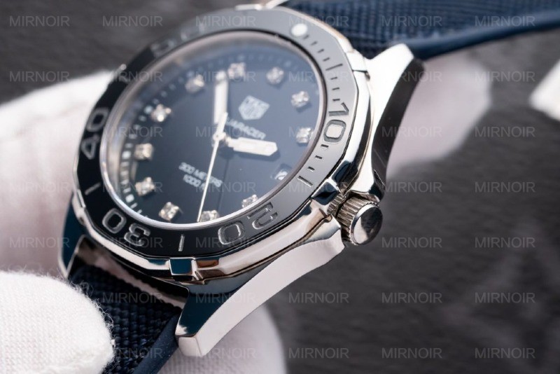 Dong-Ho-Tag-Heuer-Aquaracer-Rep-11-Day-Da-Mat-Xa-Cu-Tim-35mm-3-1024x683.jpg