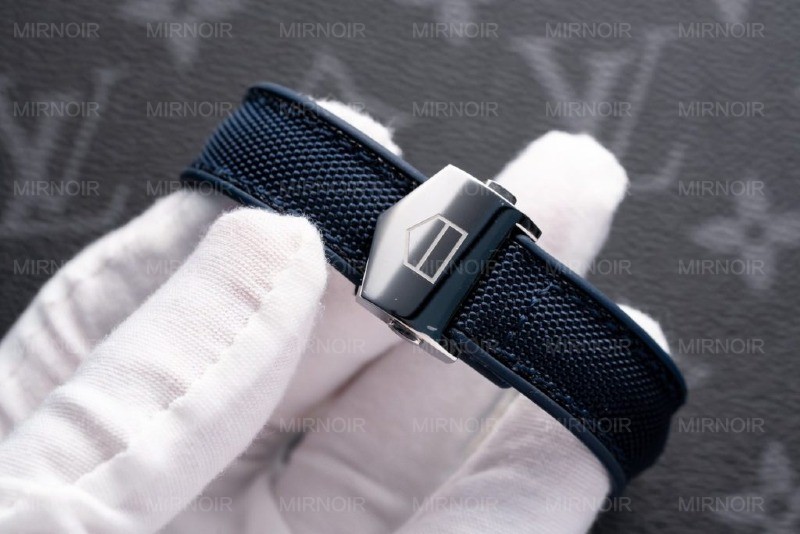 Dong-Ho-Tag-Heuer-Aquaracer-Rep-11-Day-Da-Mat-Xa-Cu-Tim-35mm-4-1024x683.jpg