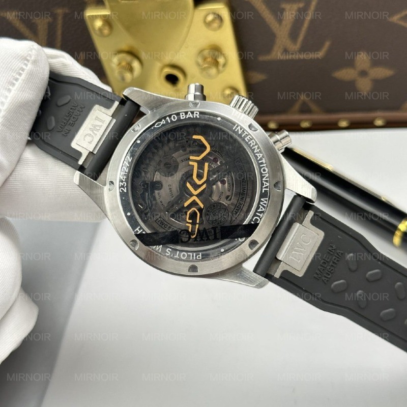 Dong-Ho-IWC-Pilots-Chronograph-APXGP-IW378009-Replica-11-Mat-Den-May-Co-Thuy-Sy-43mm-2-1024x1024.jpg