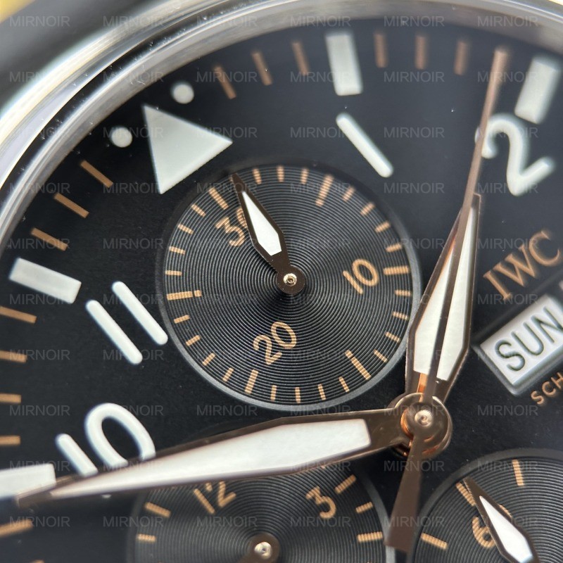 Dong-Ho-IWC-Pilots-Chronograph-APXGP-IW378009-Replica-11-Mat-Den-May-Co-Thuy-Sy-43mm-8.jpg