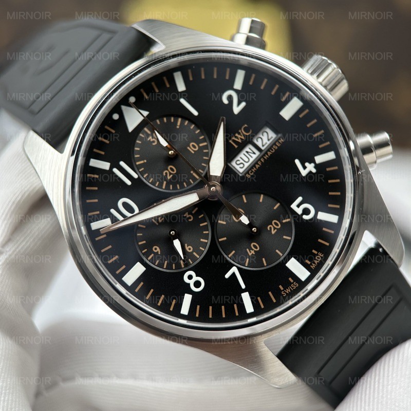 Dong-Ho-IWC-Pilots-Chronograph-APXGP-IW378009-Replica-11-Mat-Den-May-Co-Thuy-Sy-43mm-10.jpg