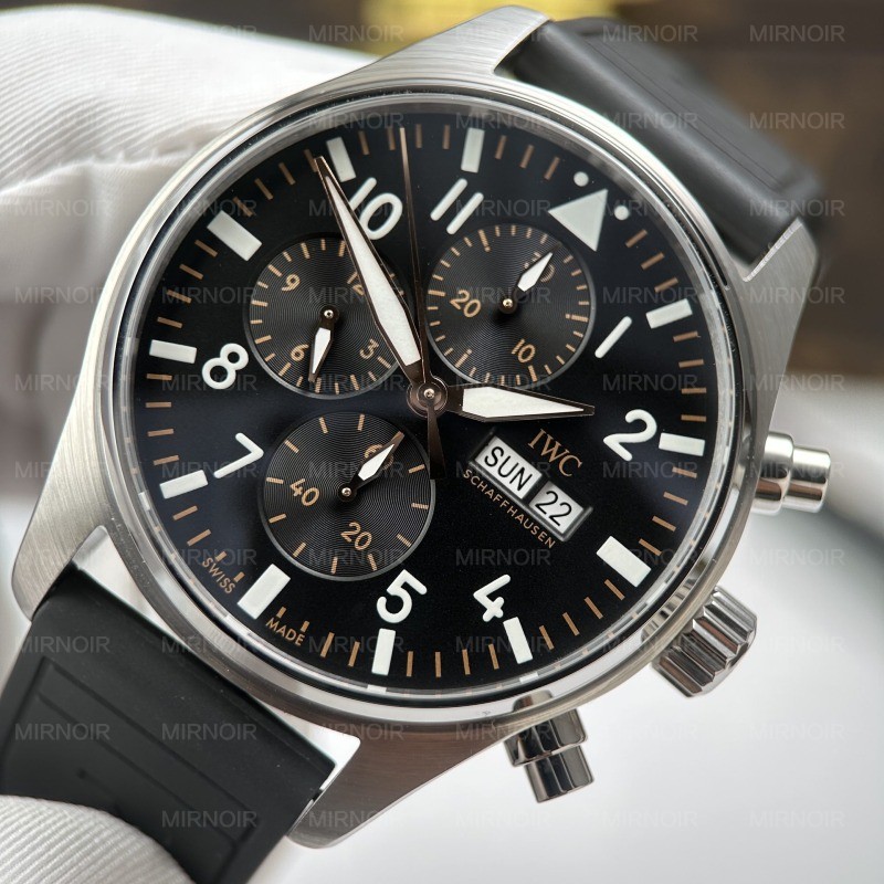 Dong-Ho-IWC-Pilots-Chronograph-APXGP-IW378009-Replica-11-Mat-Den-May-Co-Thuy-Sy-43mm-11.jpg