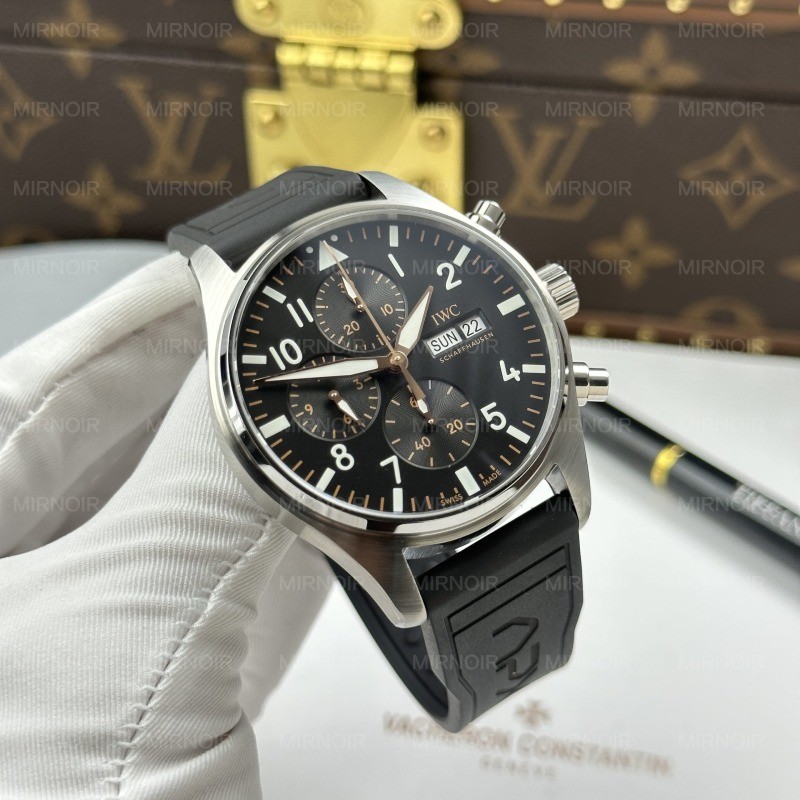 Dong-Ho-IWC-Pilots-Chronograph-APXGP-IW378009-Replica-11-Mat-Den-May-Co-Thuy-Sy-43mm-13.jpg