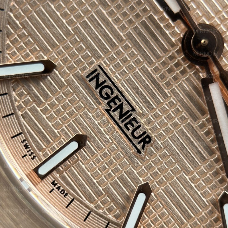 Dong-Ho-IWC-Ingenieur-Replica-11-Vo-Ma-Vang-Hong-May-Co-Thuy-Sy-Xuong-V7-40mm-8.jpg