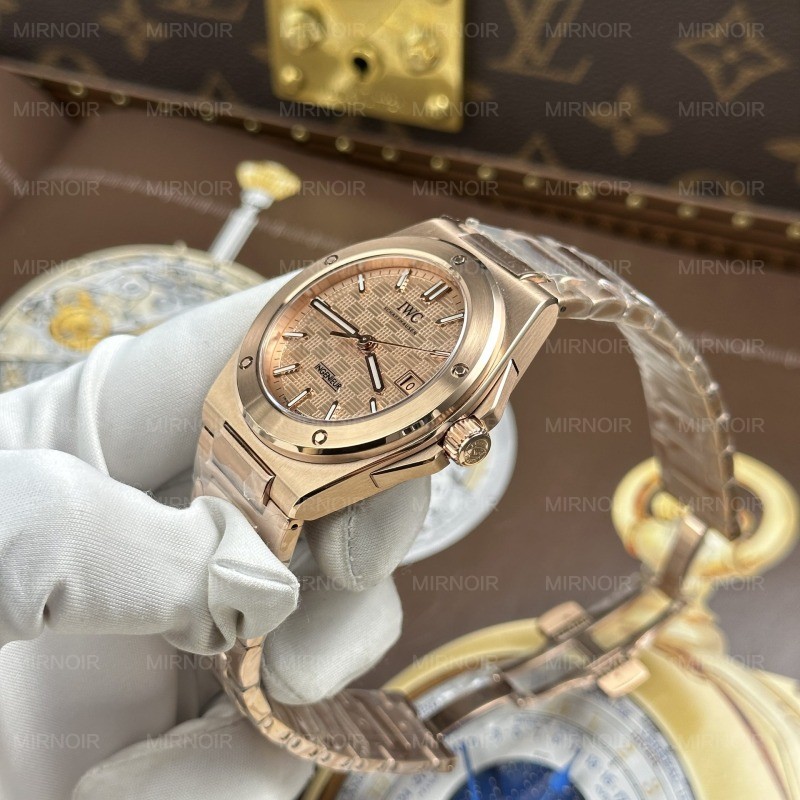 Dong-Ho-IWC-Ingenieur-Replica-11-Vo-Ma-Vang-Hong-May-Co-Thuy-Sy-Xuong-V7-40mm-12.jpg