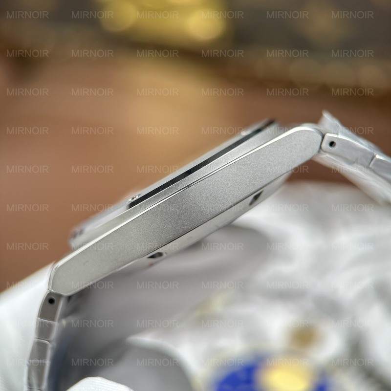Dong-Ho-IWC-Ingenieur-Replica-Cao-Cap-Mat-So-Bac-May-Thuy-Sy-Xuong-V7-40mm-5.jpg