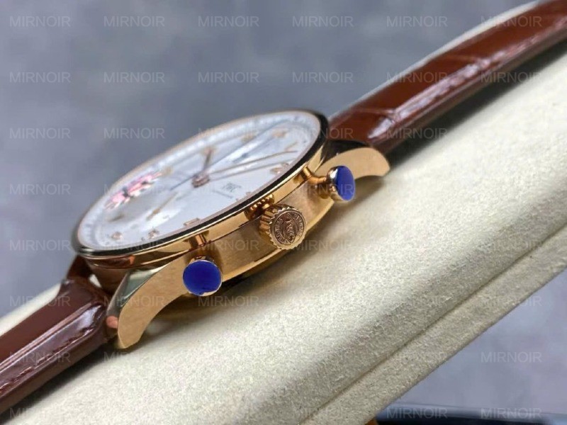 Dong-Ho-IWC-Schaffhausen-IW371611-Replica-11-Mat-Trang-Day-Da-Nha-May-AZ-41mm-6-1024x768.jpg