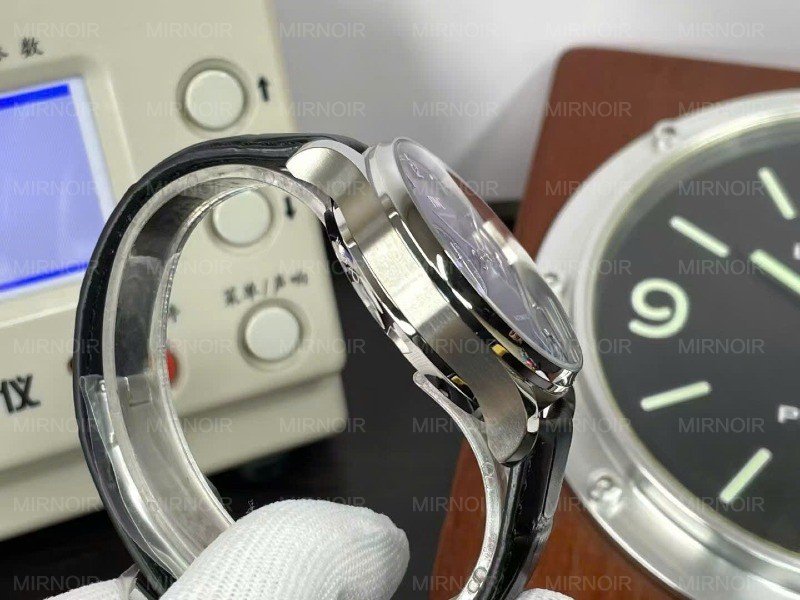 Dong-ho-IWC-Portugieser-Automatic-5007-Replica-11-Day-Da-Mat-Xanh-42mm-3.jpg