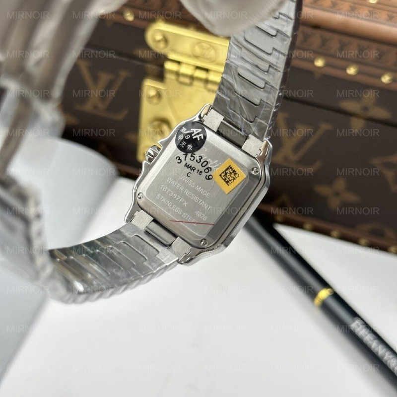 Dong-Ho-Cartier-De-Santos-Small-Che-Tac-Mat-Trang-Vien-Ma-Vang-Hong-27×34-4-1024x1024.jpg