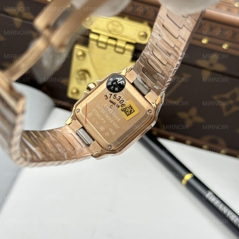 Dong-Ho-Nu-Che-Tac-Cartier-De-Santos-Small-Mat-Trang-Vo-Ma-Vang-Hong-27×34-4-1024x1024.jpg