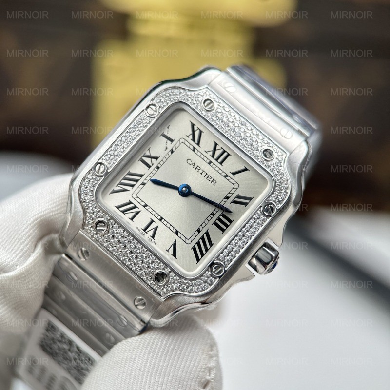 Dong-Ho-Nu-Replica-11-Cartier-De-Santos-Small-Mat-Trang-Vien-Dinh-Da-27x34-10.jpg