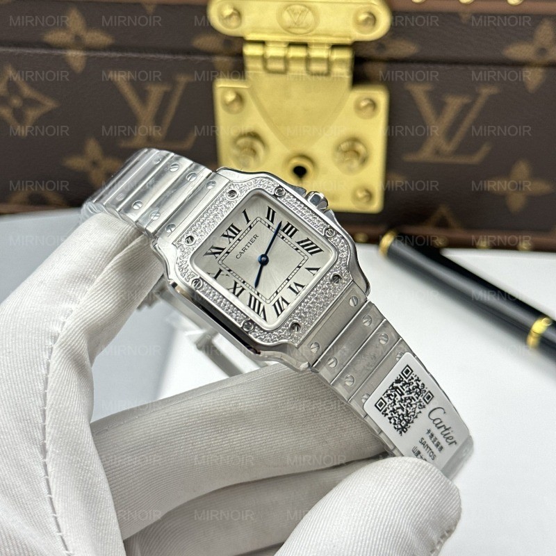 Dong-Ho-Nu-Replica-11-Cartier-De-Santos-Small-Mat-Trang-Vien-Dinh-Da-27x34-11.jpg