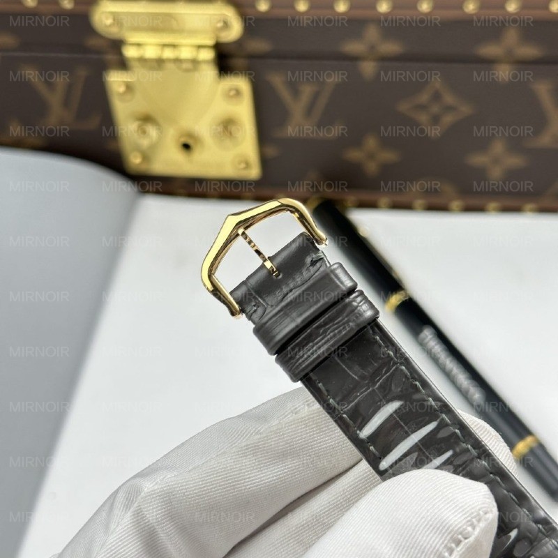 Dong-Ho-Cartier-Santos-Dumont-Rep-Cao-Cap-Mau-Xam-Day-Da-43.5×31-2-1024x1024.jpg
