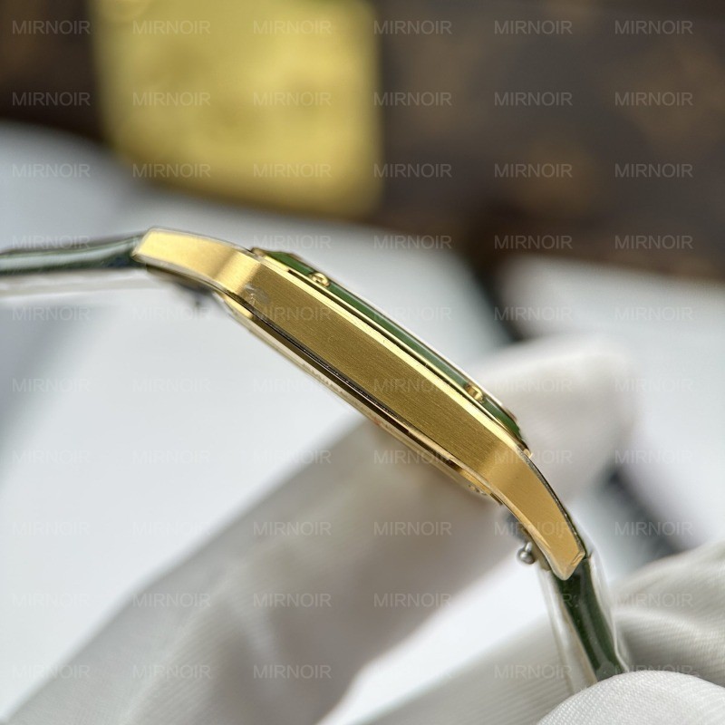 Dong-Ho-Cartier-Santos-Dumont-Replica-11-Mau-Xanh-La-Cay-Day-Da-43.5×31-4.jpg