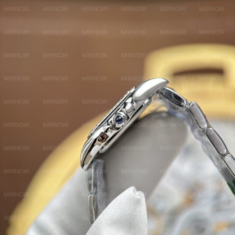 Dong-Ho-Cartier-Panthere-Small-Model-Replica-11-Nu-Mat-Xanh-Duong-Vien-Dinh-Da-23x30mm-6-1024x1024.jpg
