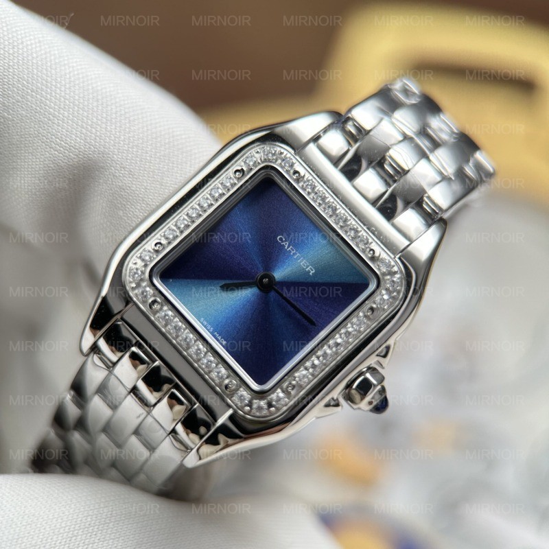 Dong-Ho-Cartier-Panthere-Small-Model-Replica-11-Nu-Mat-Xanh-Duong-Vien-Dinh-Da-23x30mm-9.jpg