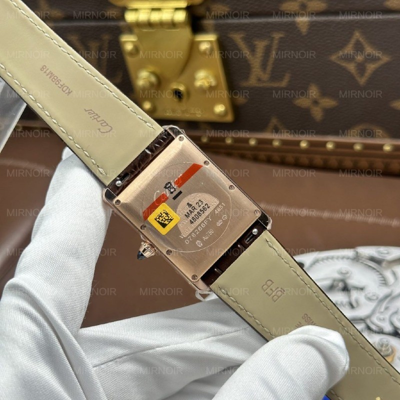 Dong-Ho-Cartier-Tank-Louis-Fake-11-Mat-Trang-Vo-Ma-Vang-Hong-27.8x38-3-1024x1024.jpg