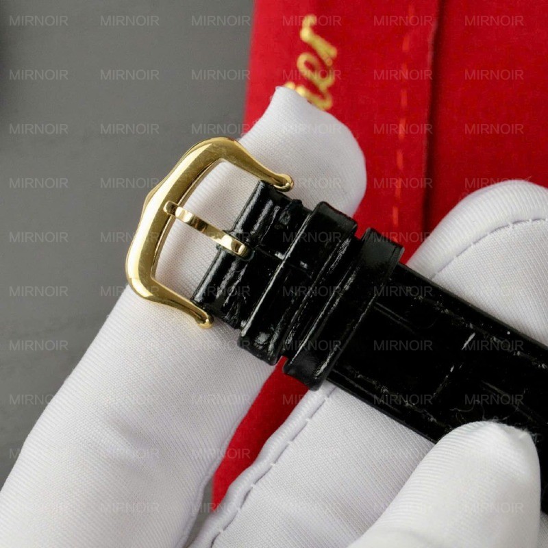 Dong-Ho-Cartier-Tank-Replica-11-Nu-May-Pin-Day-Da-Nha-May-AF-337×255mm-7-1024x1024.jpg