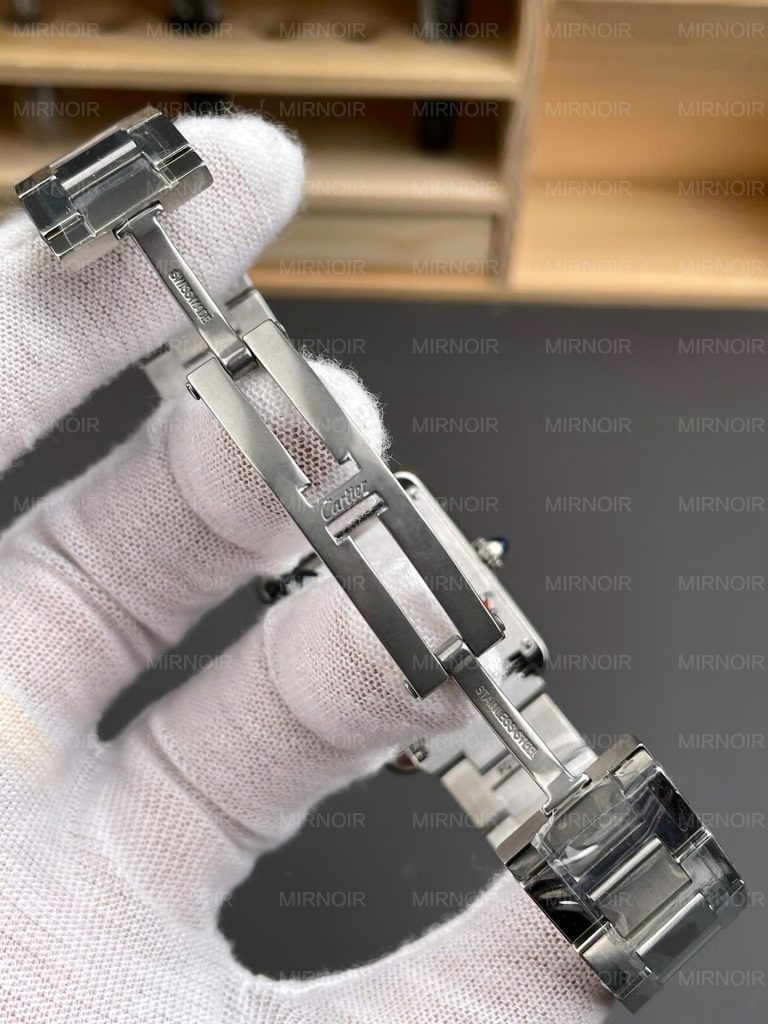 Dong-Ho-Cartier-Tank-Replica-11-Nam-Dinh-Da-May-Pin-Nha-May-AF-31x40mm-5-768x1024.jpg