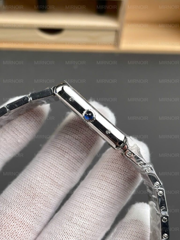 Dong-Ho-Cartier-Tank-Replica-11-Nam-Dinh-Da-May-Pin-Nha-May-AF-31x40mm-10-768x1024.jpg