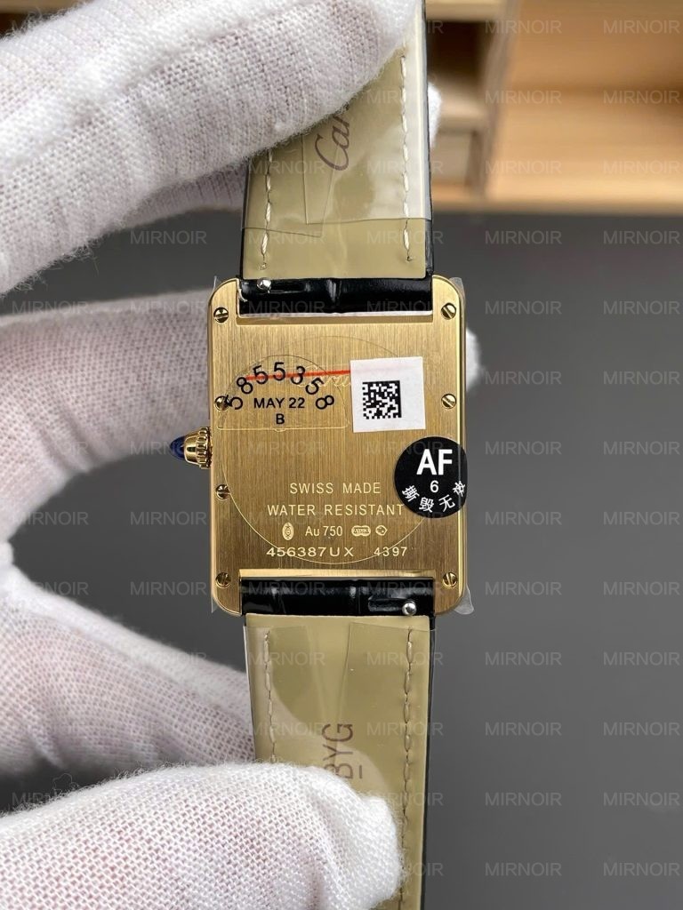 Dong-Ho-Cartier-Tank-Louis-WGTA0091-Replica-11-May-Pin-Xuong-AF-Nu-337x255mm-4-768x1024.jpg