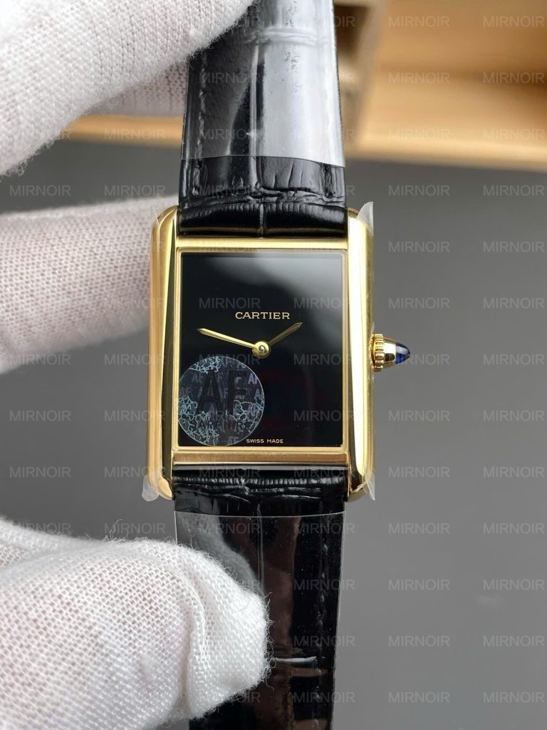 Dong-Ho-Cartier-Tank-Louis-WGTA0091-Replica-11-May-Pin-Xuong-AF-Nu-337x255mm-7-768x1024.jpg
